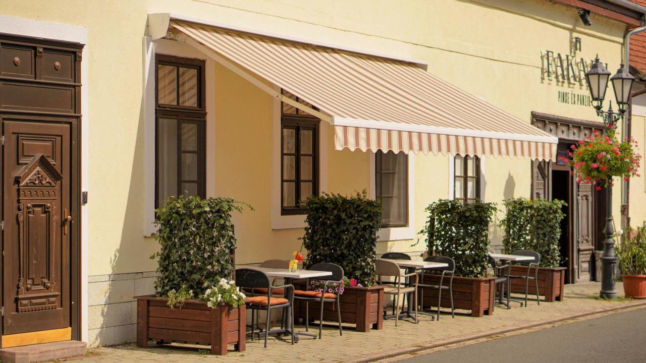 Bed and Breakfast Fakapu Pince Es Panzio Tokaj Exterior foto