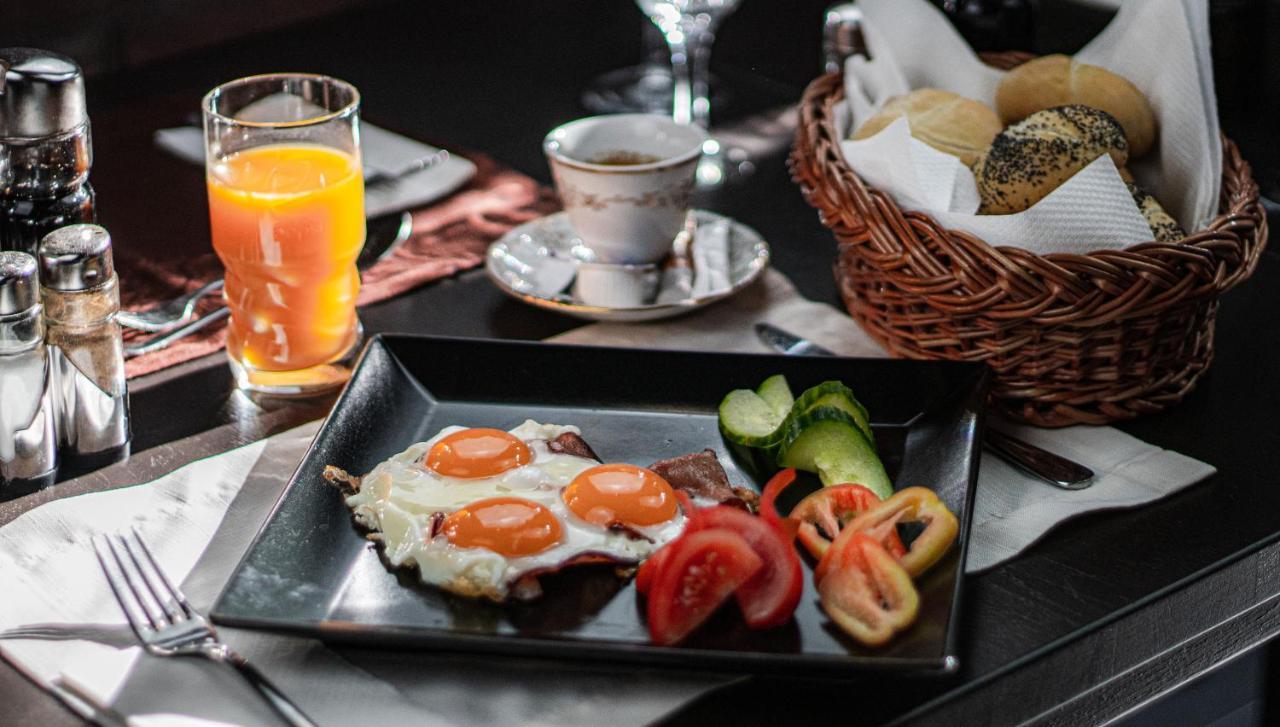 Bed and Breakfast Fakapu Pince Es Panzio Tokaj Exterior foto